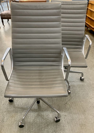 Pair Eames Aluminum Executive Chairs by Herman Miller in Gray